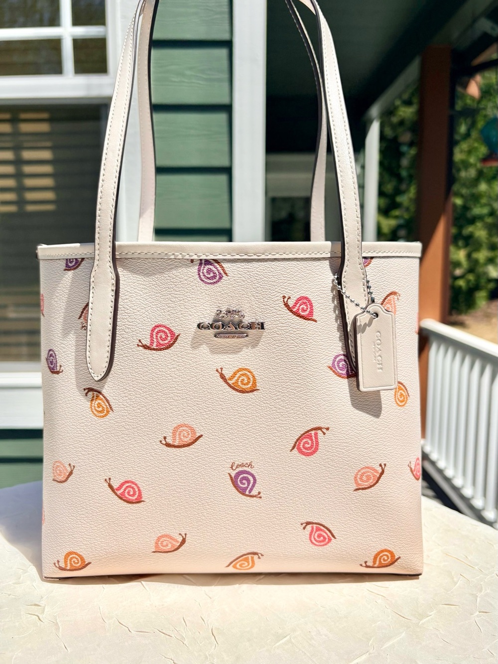 COACH City Tote With Snail Print With Matching Wallet CV269 - Picture 2 of 15
